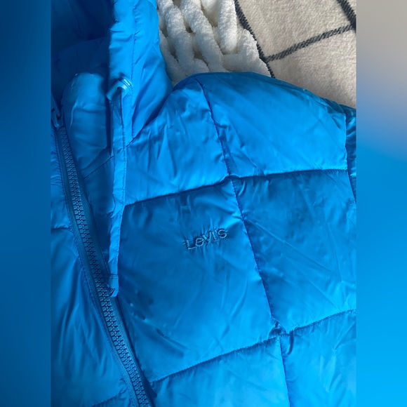 brand new levis puffer coat - Picture 5 of 6